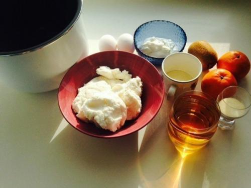 Творожная запеканка с фруктами. 03