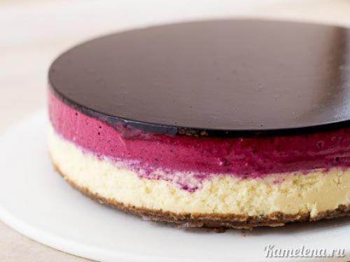 Чизкейк с муссом из черной смородины. Чизкейк с муссом из чёрной смородины.