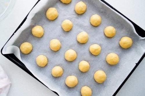 Пирожное Персики с начинкой маскарпоне. 02