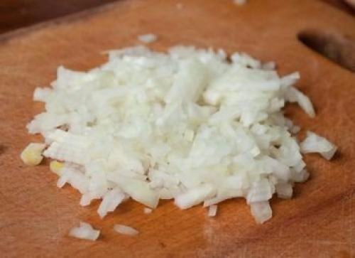 Форшмак.  Ингредиенты:  Сельдь соленая 400 г. 03