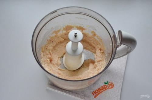 Закуска на крекерах с крабовыми палочками. 03