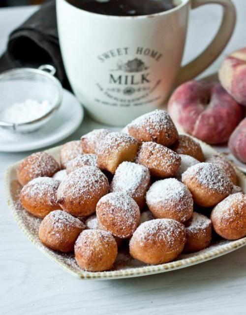 Вкусные творожные пончики - готовятся быстро. Вкусные творожные пончики - готовятся быстро.