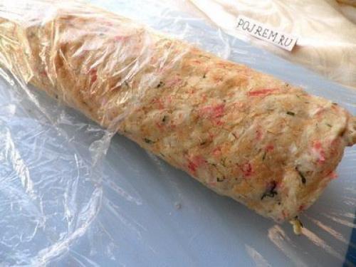 Рулет из крабовых палочек в лаваше. 03