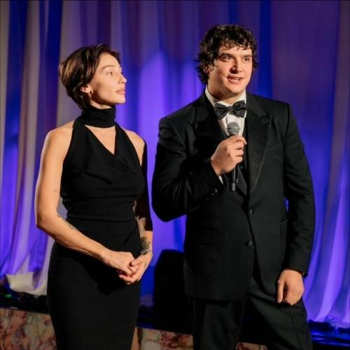 Настя ивлеева впервые показала фото с регистрации брака.
