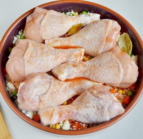Куриные ножки, запеченные с рисом и овощами? 07