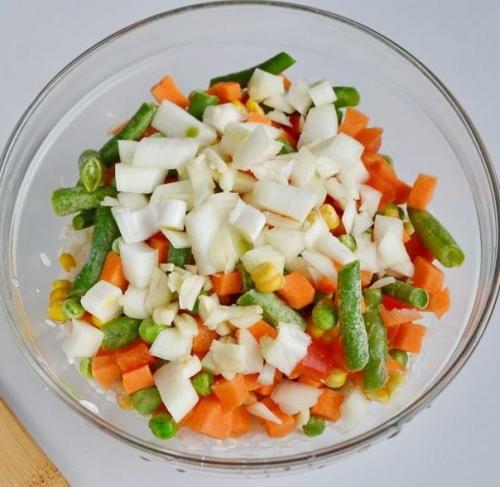 Куриные ножки, запеченные с рисом и овощами? 03