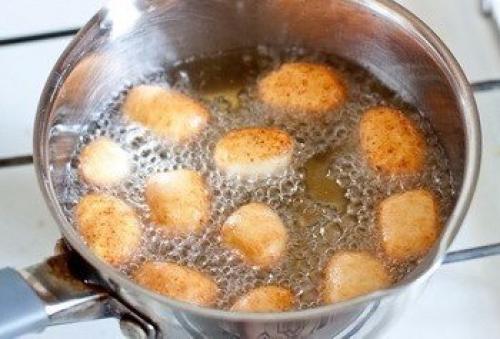 Творожные пончики на скорую руку. 05