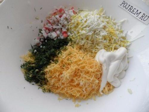 Рулет из крабовых палочек в лаваше. 01