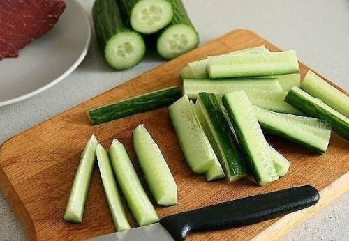 Огурцы с мясом по корейски. 03