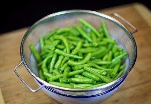 Салат из зеленой фасоли с яйцами. 02 Салат из зеленой фасоли с яйцами. 02