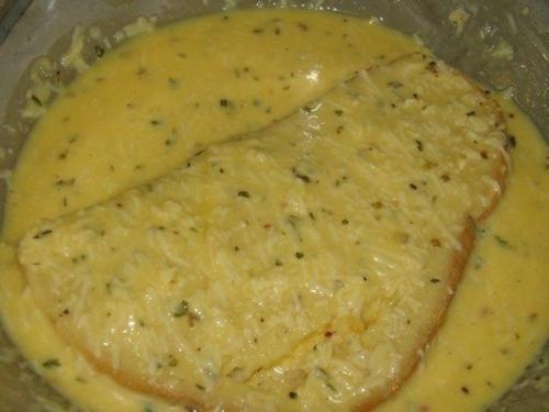 Гренки сырные.  Ингредиенты: 03