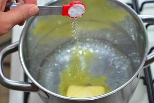 Эклеры.   Время приготовления - 15 минут. 01