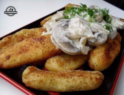 Картофельные палочки с грибами.