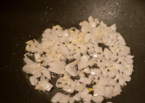 Рис с курицей на сковороде. 02