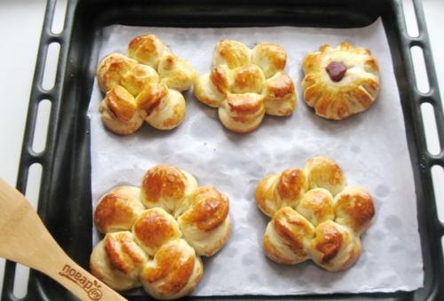 Булочки - цветочки.  Ингредиенты: 09