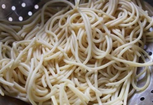 Спагетти с крицей в сливочном соусе. 05