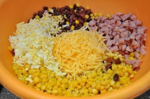 Салат с чесночными сухарика? 04