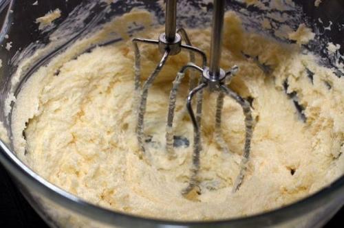 Кекс Столичный.  Ингредиенты: 02