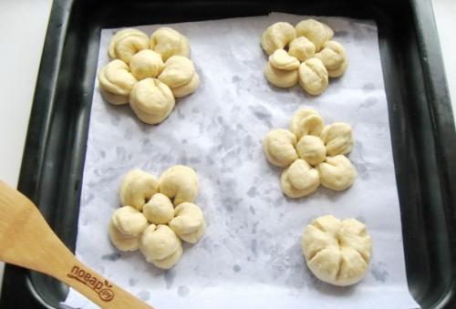 Булочки - цветочки.  Ингредиенты: 08