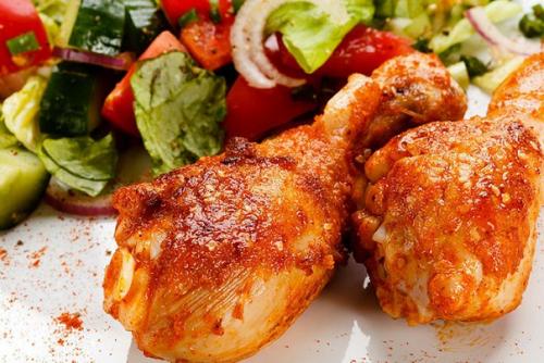 Курица в медово - горчичном соусе с апельсиновым соком.