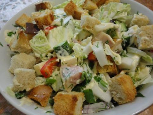 Maxclinic Stick насыщает кожу коллагеном и эффективно борется с морщинами на лице и шее.