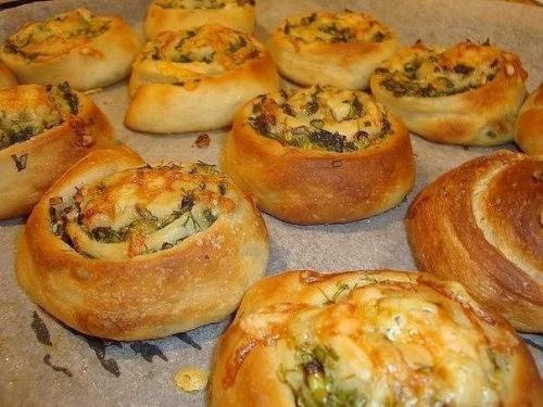 Луково - чесночные завитушки!