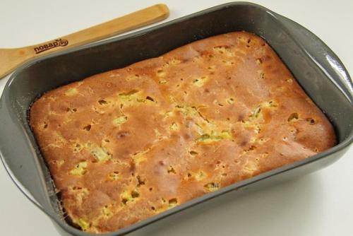 Заливной пирог с картошкой на кефире. 05