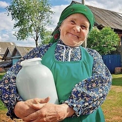 Бабушки - самые добрые и заботливые люди в мире.