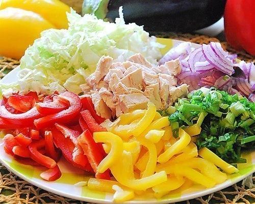 Салат Курочка - Снегурочка сохранит фигурочку? 01