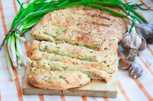 Луковo - cыpный xлеб. 03