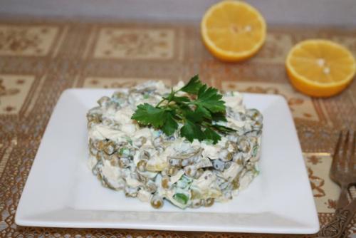 Салат Семейный.  Ингредиенты: