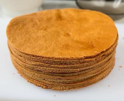 Медовик Ателье.  Для коржей: 04