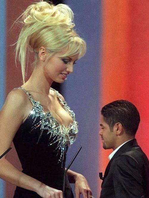 Лишь в том случае, если вам кажется, что это изображение отредактировано в фотошопе, то мы вынуждены вас разубедить - это действительно не так. 02