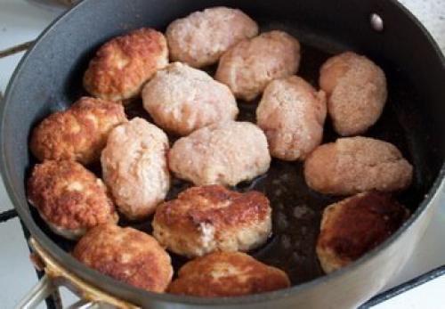 Котлеты с подливой. 01