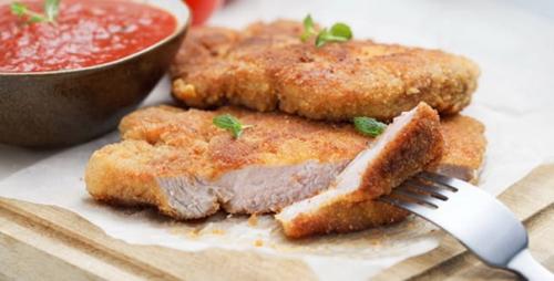 Не просто отбивные: оригинальный способ приготовить мясо к празднику.