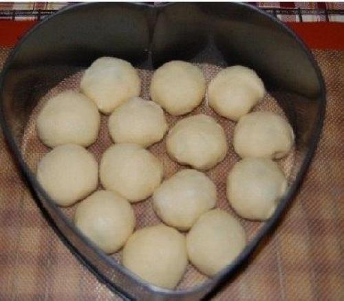 Сладкие булочки.  Ингредиенты: 04