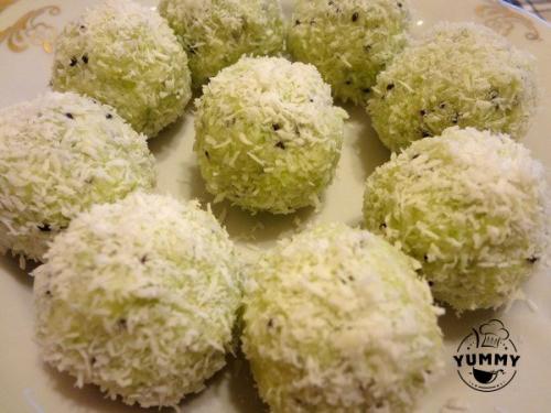 Домашние рафаэлло с киви и орехами. 09