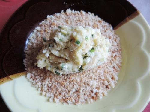 Картофельно - творожные лепешки с зеленью. 03