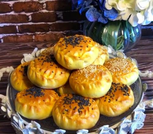 Очень аппетитные булочки с начинкой красивая форма летки!