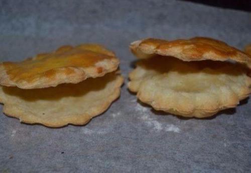 Фуршетная закуска из слоеного теста. 04