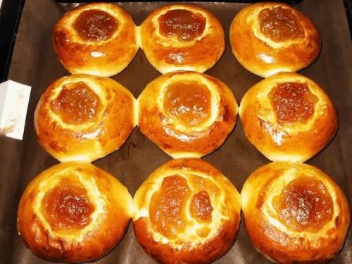 Ватрушки Школьные с яблочным повидлом.