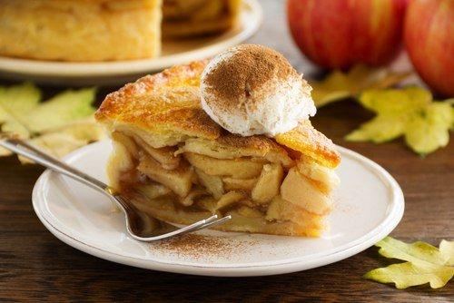 Яблочный пирог с творогом. Маффины, донатсы и яблочный пирог.