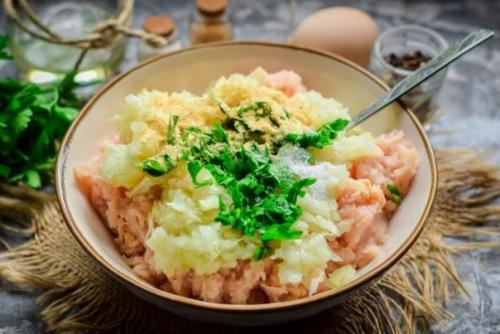 Котлеты по-кавказски.  Ингредиенты: 01