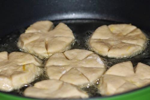 Пышки на кефире. 08