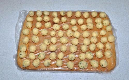 Очень вкусный овощной суп с сырными клецками - шариками. 03