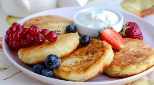 Обожаю такой нежный завтрак: топ - 10 рецептов сырничков? 05