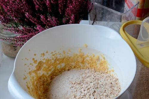 Овсяное печенье с курагой. 04