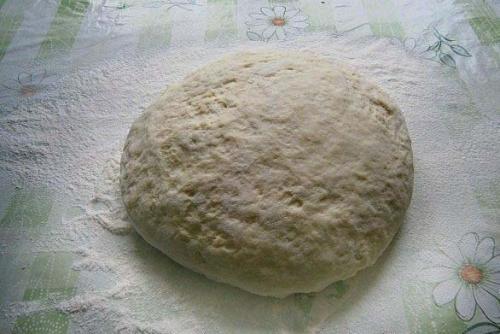 Пицца с ветчиной по-итальянски. 01