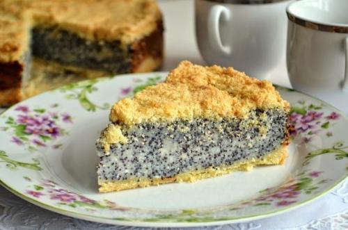 Маковый творожник.  Он невероятно вкусен, начинка фантастически нежная и приятная! 09
