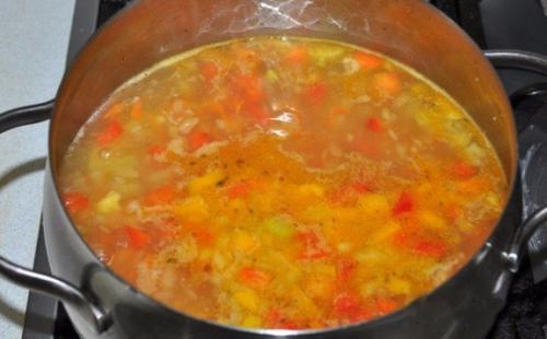 Очень вкусный овощной суп с сырными клецками - шариками. 06